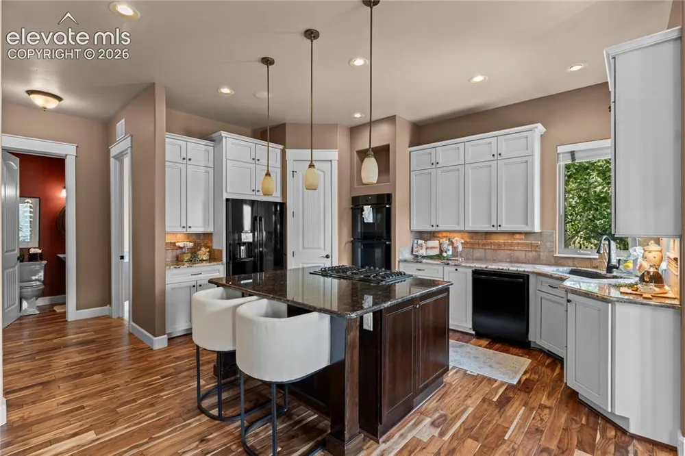 8465 Aspenglow Lane Cascade, CO 80809