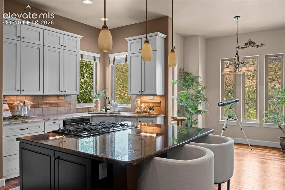 8465 Aspenglow Lane Cascade, CO 80809