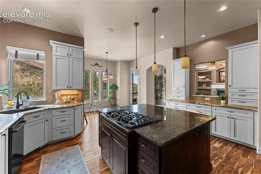 8465 Aspenglow Lane Cascade, CO 80809