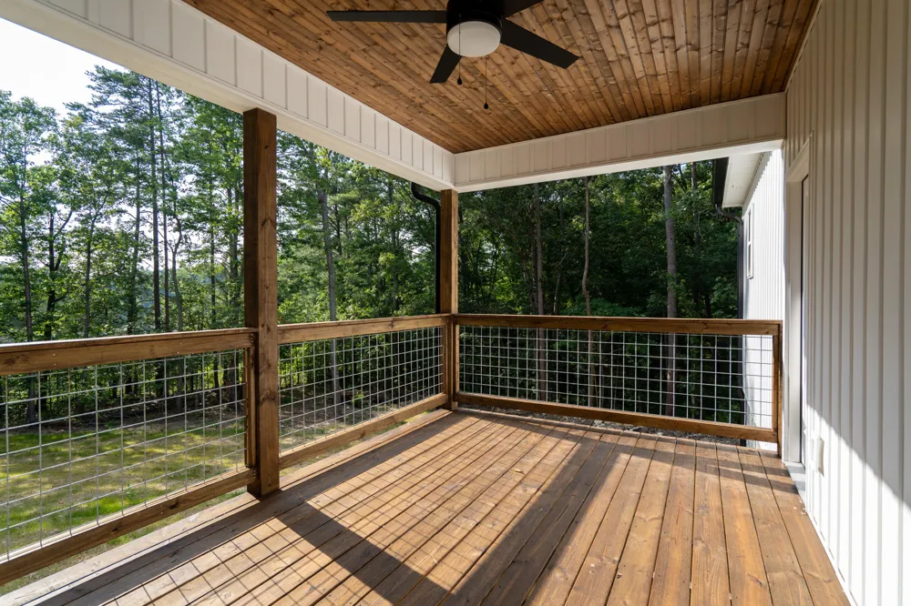 444 E Long Hollow Road Rock Spring, GA 30739