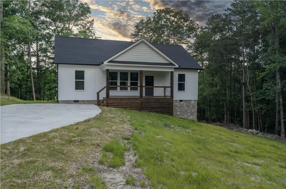 444 E Long Hollow Road Rock Spring, GA 30739