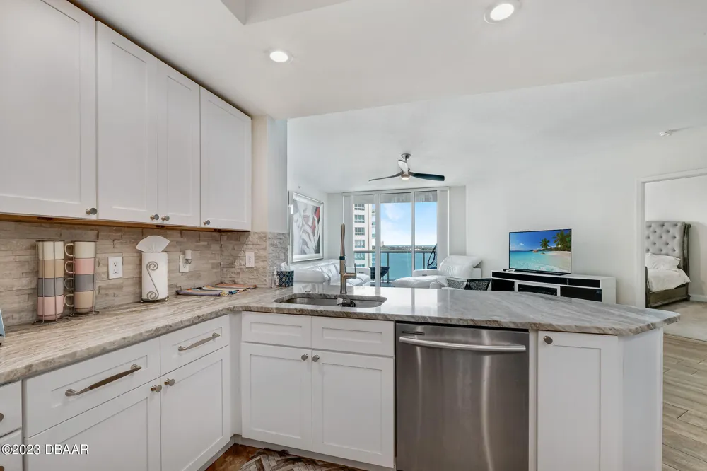 231 Riverside Drive #1006 Holly Hill, FL 32117