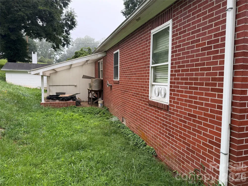 77 Maple Road Spruce Pine, NC 28777