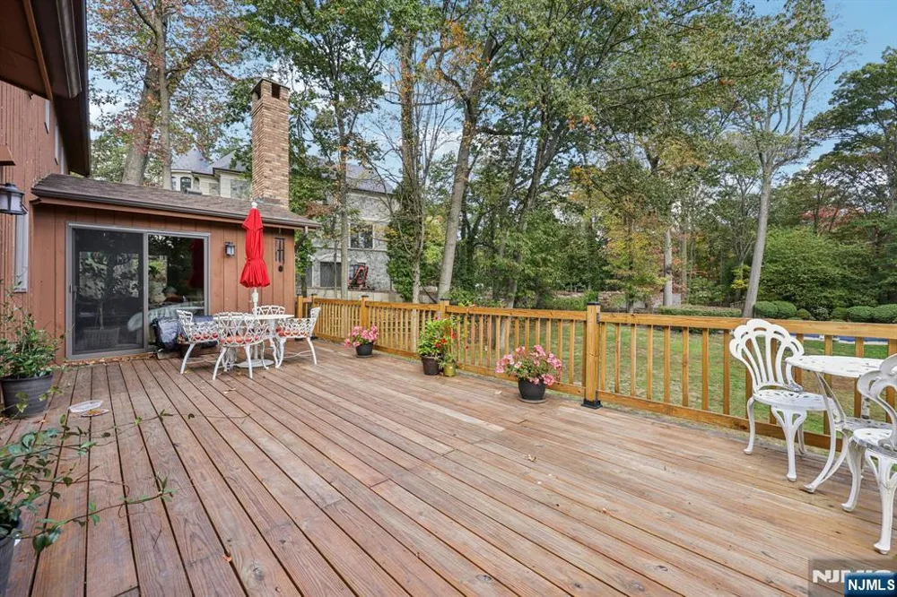 76 Church Street Alpine, NJ 07620