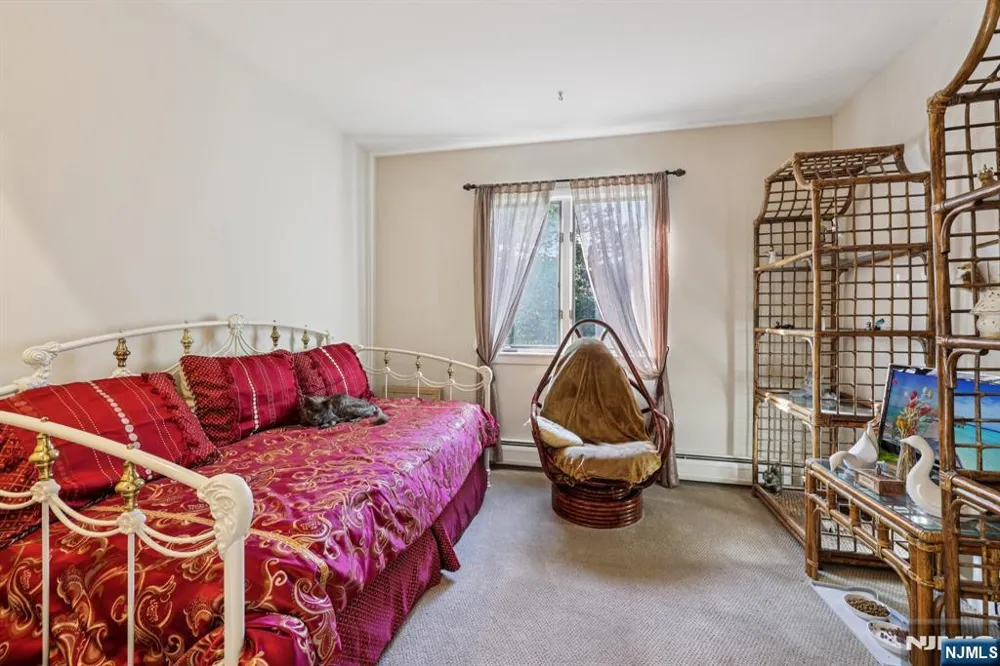 76 Church Street Alpine, NJ 07620
