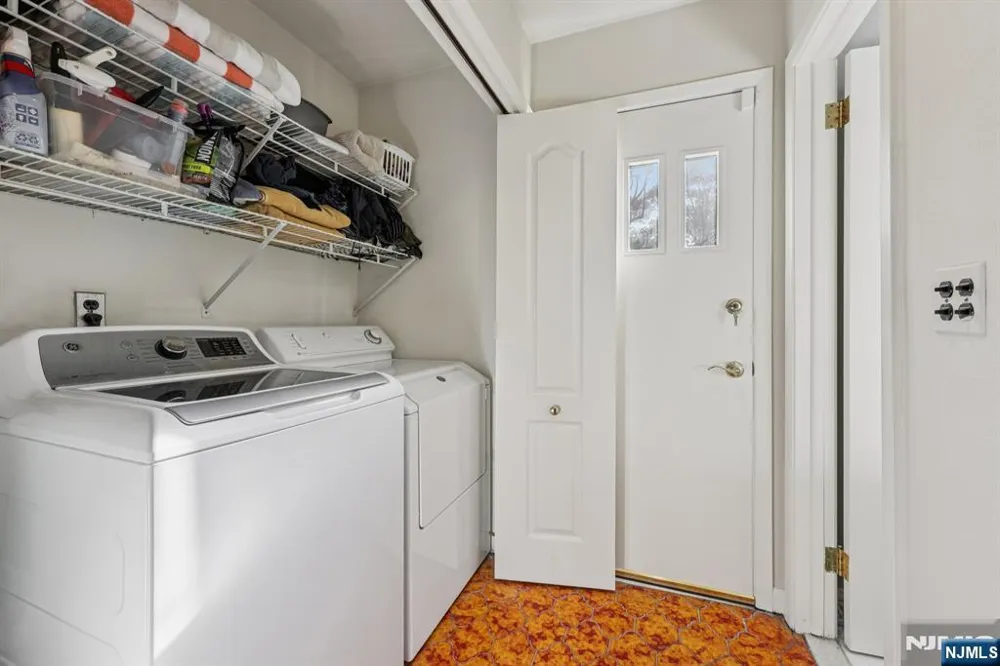 76 Church Street Alpine, NJ 07620