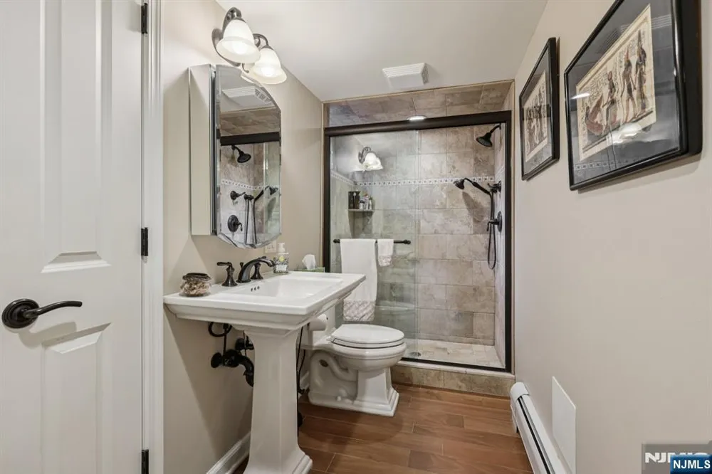 76 Church Street Alpine, NJ 07620