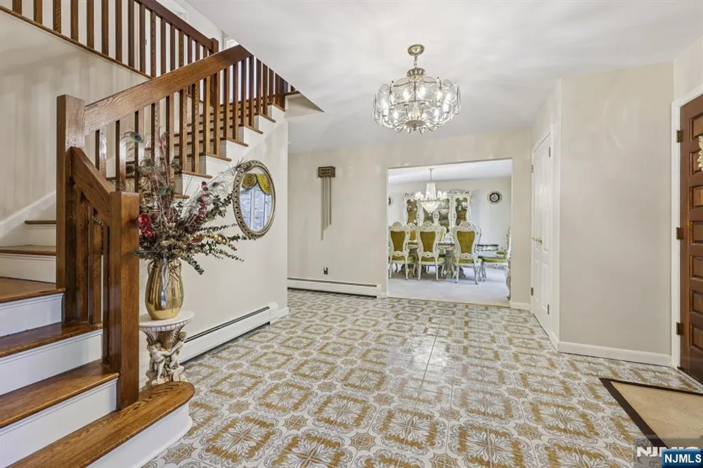 76 Church Street Alpine, NJ 07620