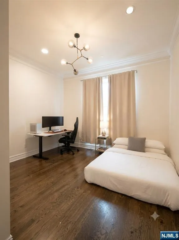 105 W 8th Street Bayonne, NJ 07002