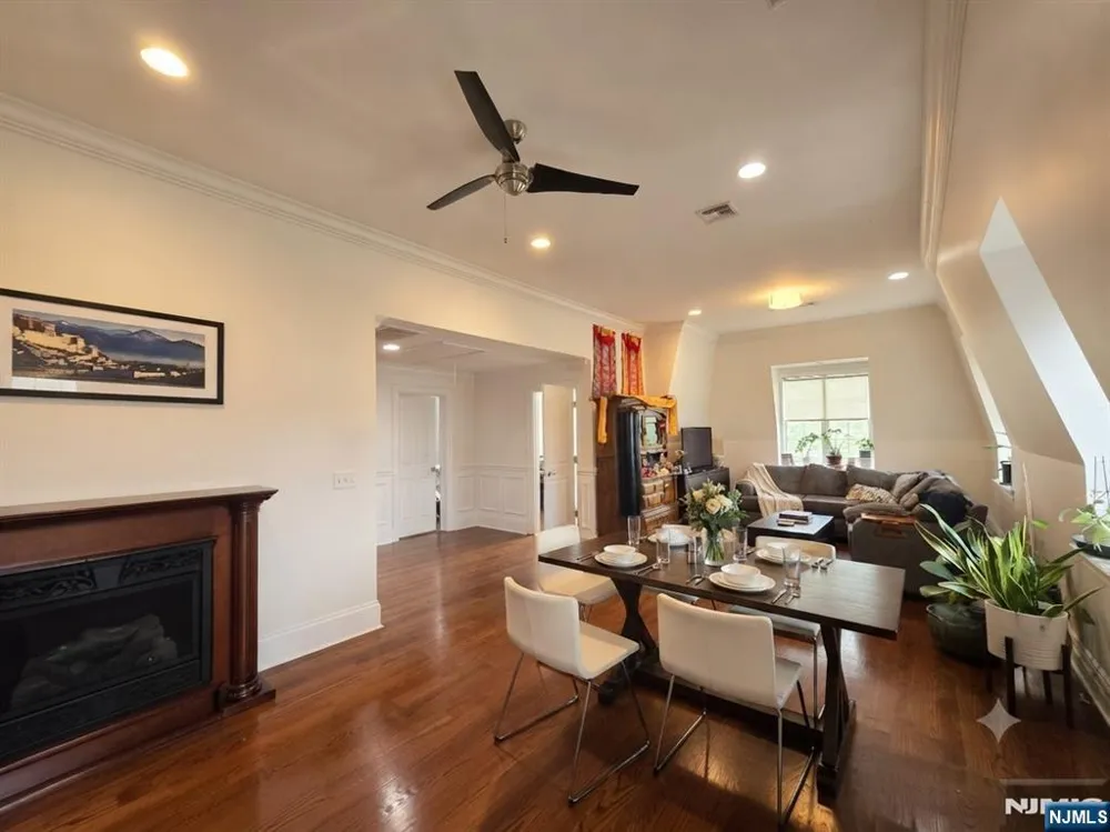 105 W 8th Street Bayonne, NJ 07002
