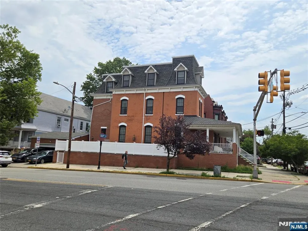 105 W 8th Street Bayonne, NJ 07002