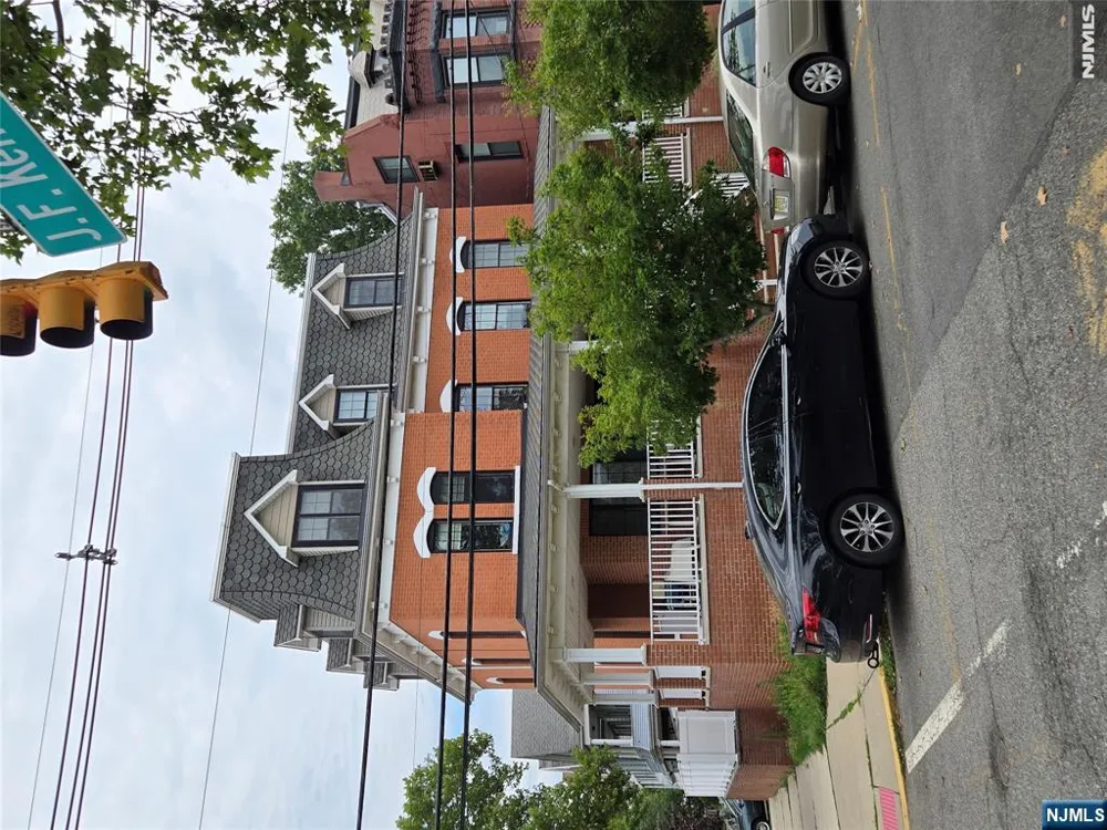 105 W 8th Street Bayonne, NJ 07002