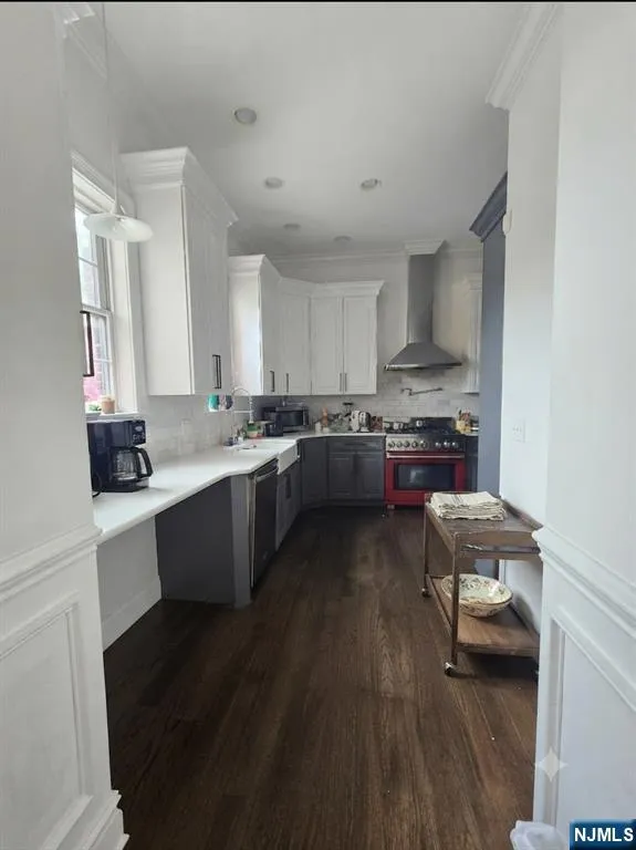 105 W 8th Street Bayonne, NJ 07002