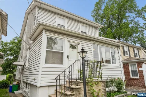 23 Princeton Street