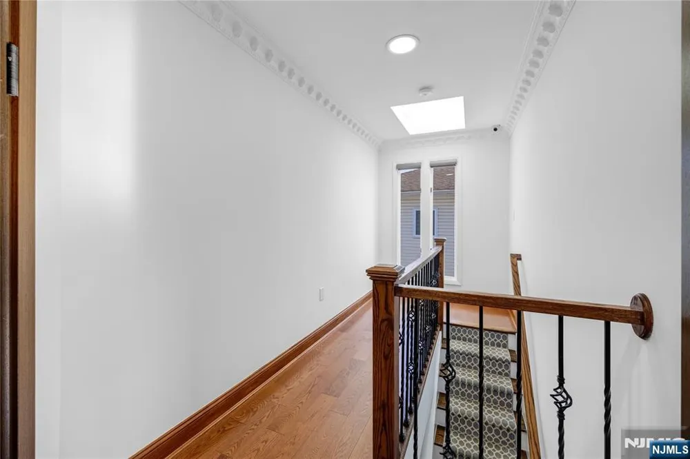 30 Elm Street Dumont, NJ 07628