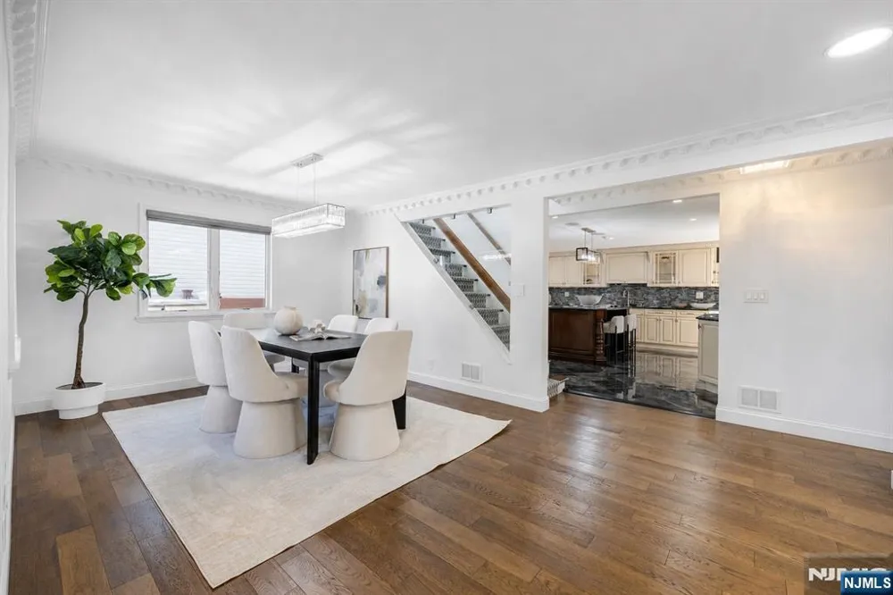 30 Elm Street Dumont, NJ 07628