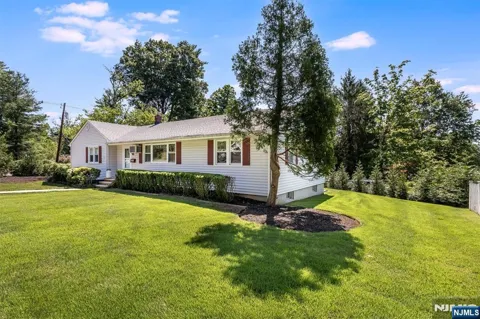1801 Long Hill Road