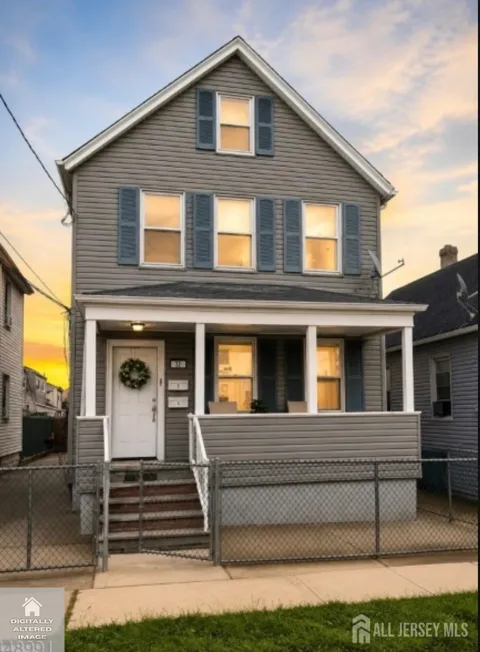 32 Edwin Street #2
