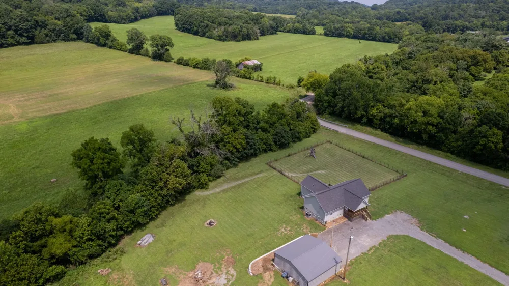 4900 Browning Branch Rd Bethpage, TN 37022