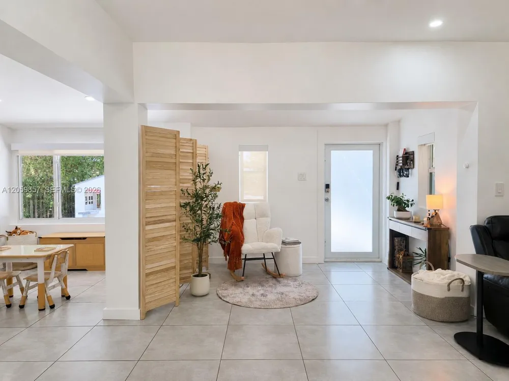 1740 NE 181st St North Miami Beach, FL 33162