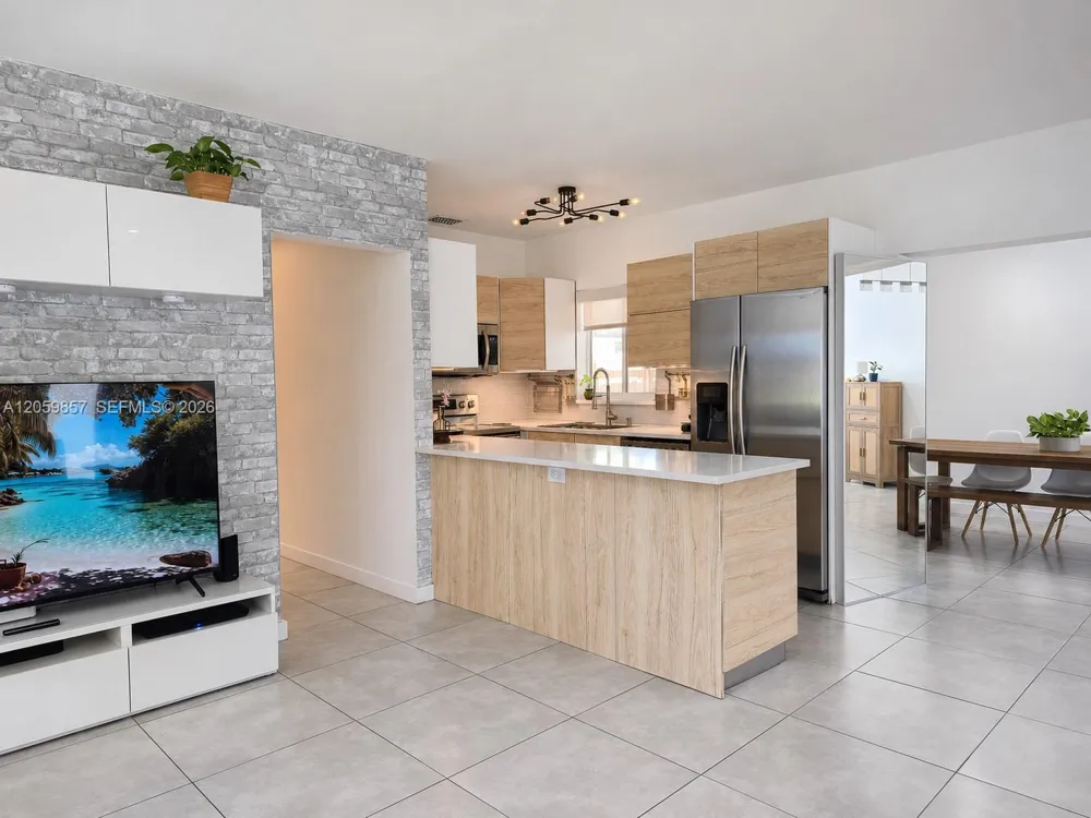 1740 NE 181st St North Miami Beach, FL 33162