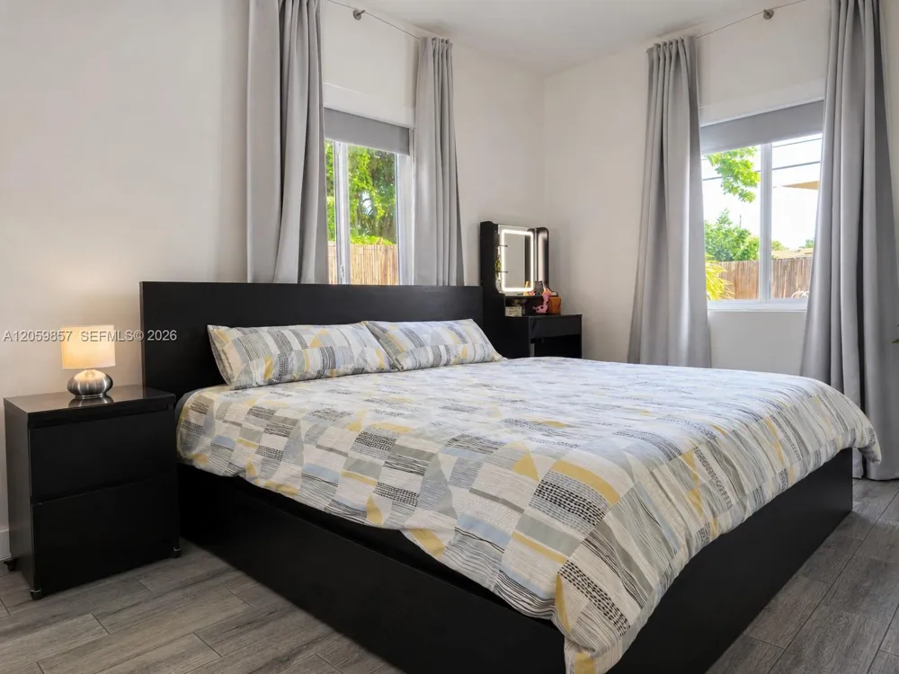 1740 NE 181st St North Miami Beach, FL 33162