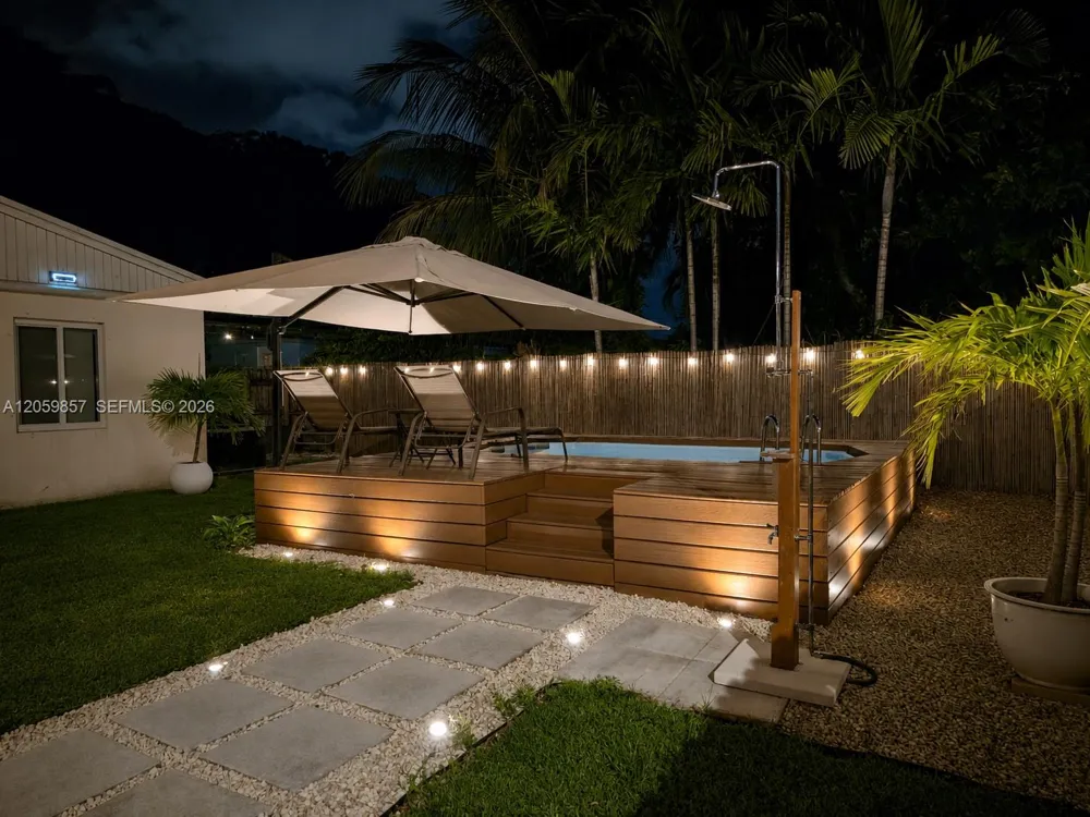 1740 NE 181st St North Miami Beach, FL 33162