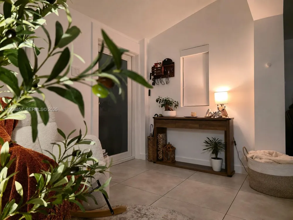 1740 NE 181st St North Miami Beach, FL 33162