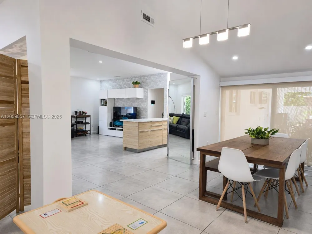 1740 NE 181st St North Miami Beach, FL 33162