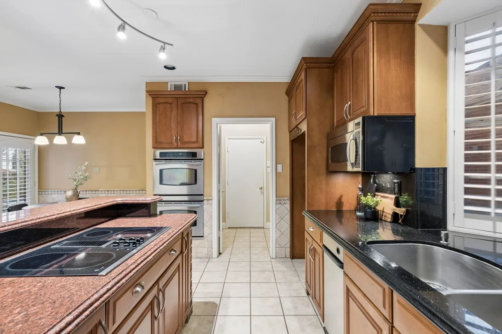 1536 Chester Drive Plano, TX 75025