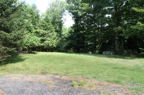 137 Old Turnpike Road