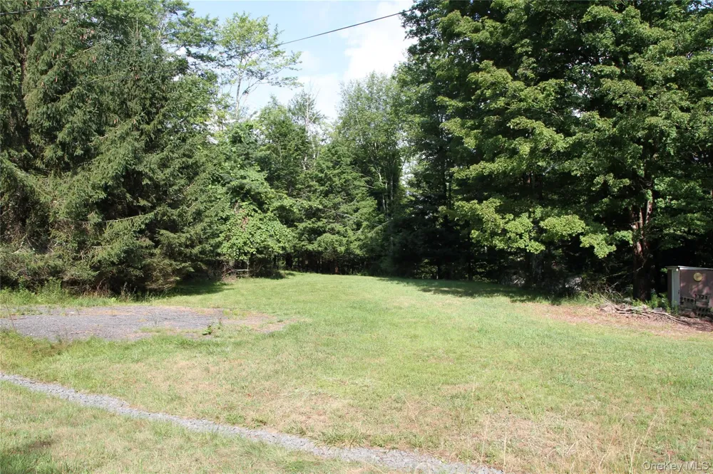 137 Old Turnpike Road Woodridge, NY 12789
