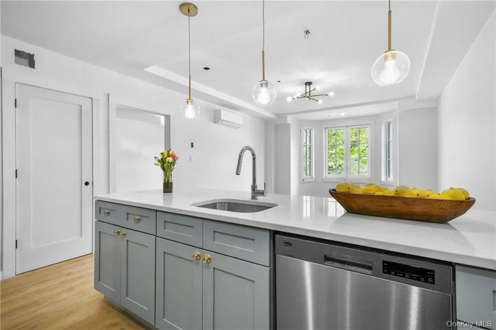139 Fifth #4a Pelham, NY 10803