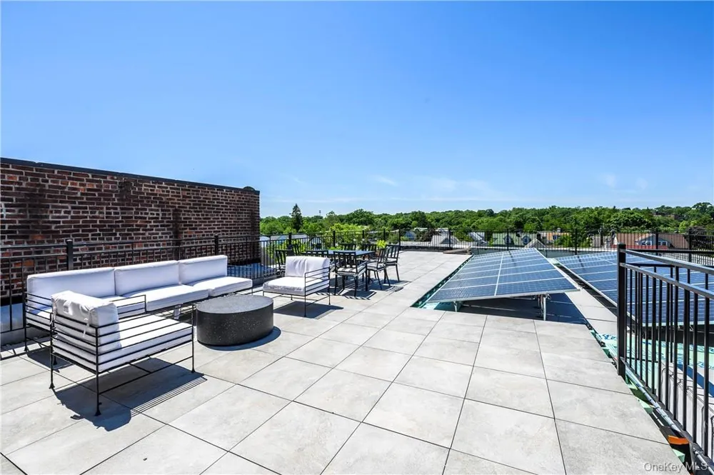 139 Fifth #4a Pelham, NY 10803