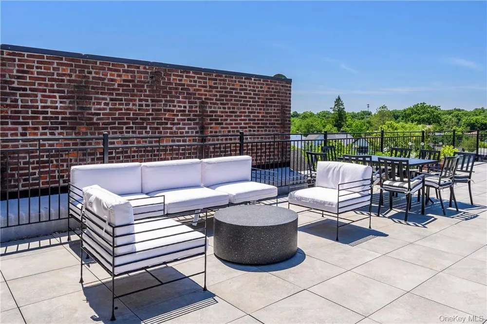 139 Fifth #4a Pelham, NY 10803