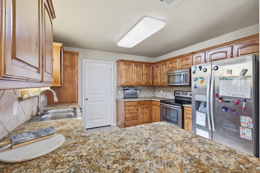 441 Buoy Drive Crowley, TX 76036