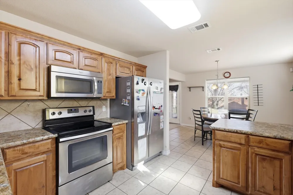 441 Buoy Drive Crowley, TX 76036