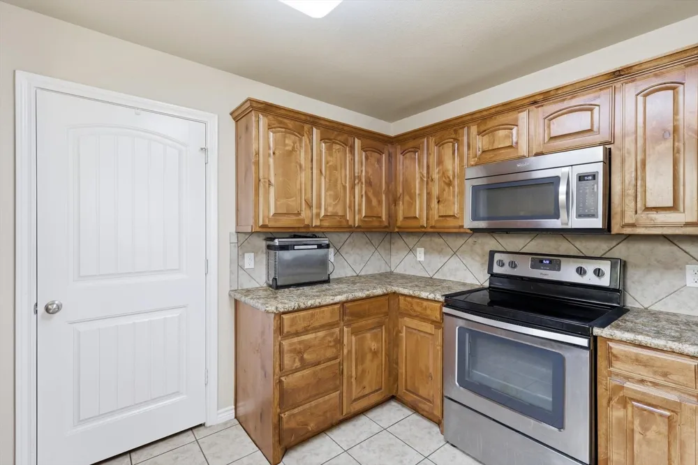 441 Buoy Drive Crowley, TX 76036