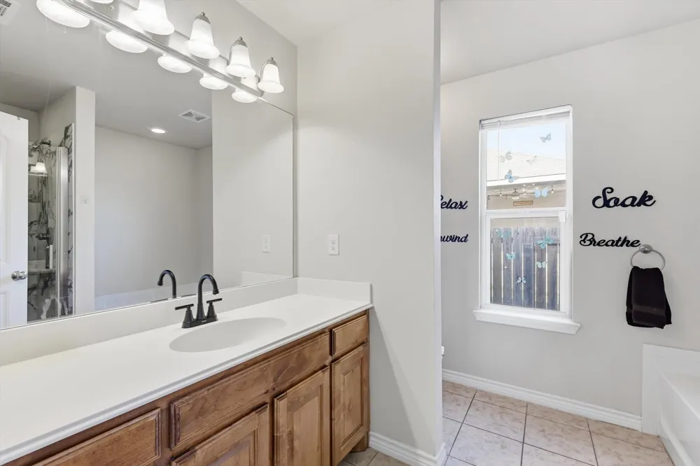 441 Buoy Drive Crowley, TX 76036