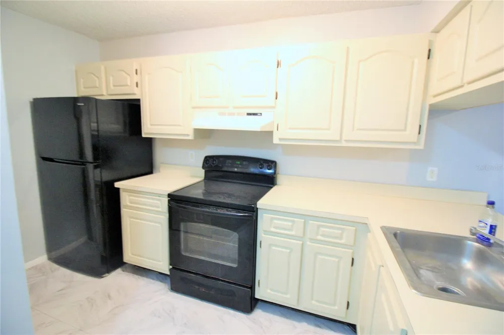 660 KENWICK CIRCLE #104 Casselberry, FL 32707