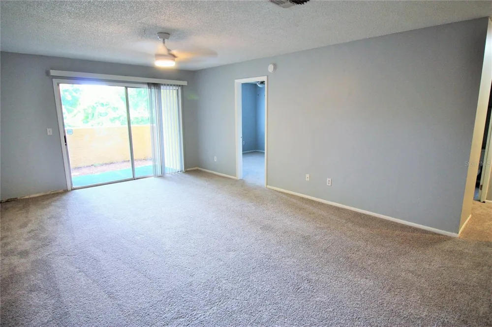 660 KENWICK CIRCLE #104 Casselberry, FL 32707