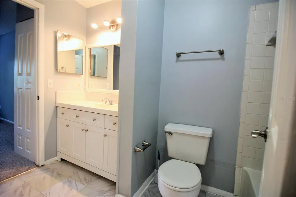 660 KENWICK CIRCLE #104 Casselberry, FL 32707