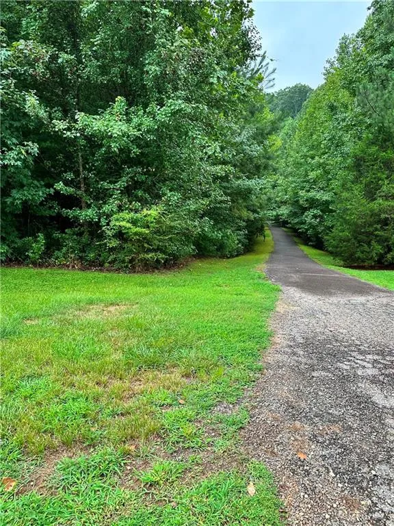 5538 Checkered Spot Drive Gainesville, GA 30506