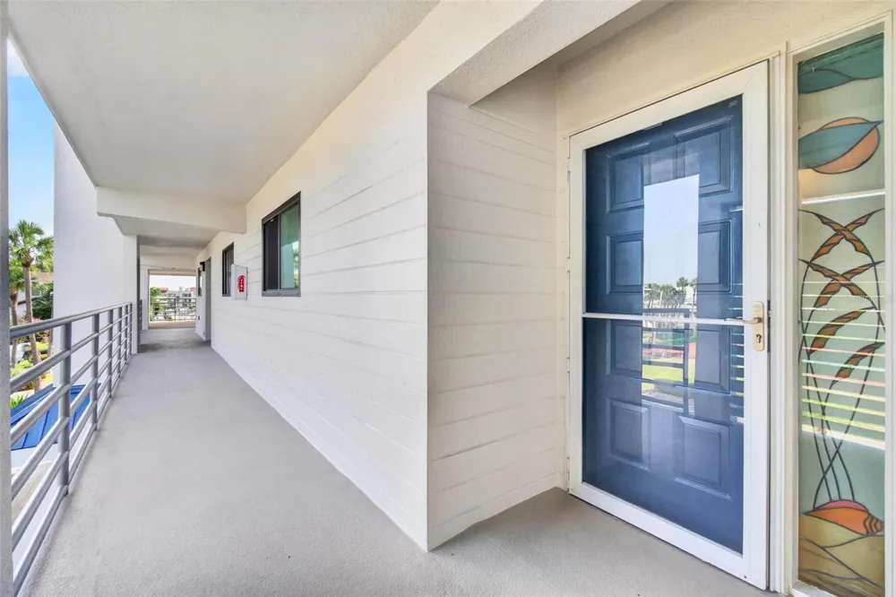 363 PINELLAS BAYWAY S #42 St Petersburg, FL 33715