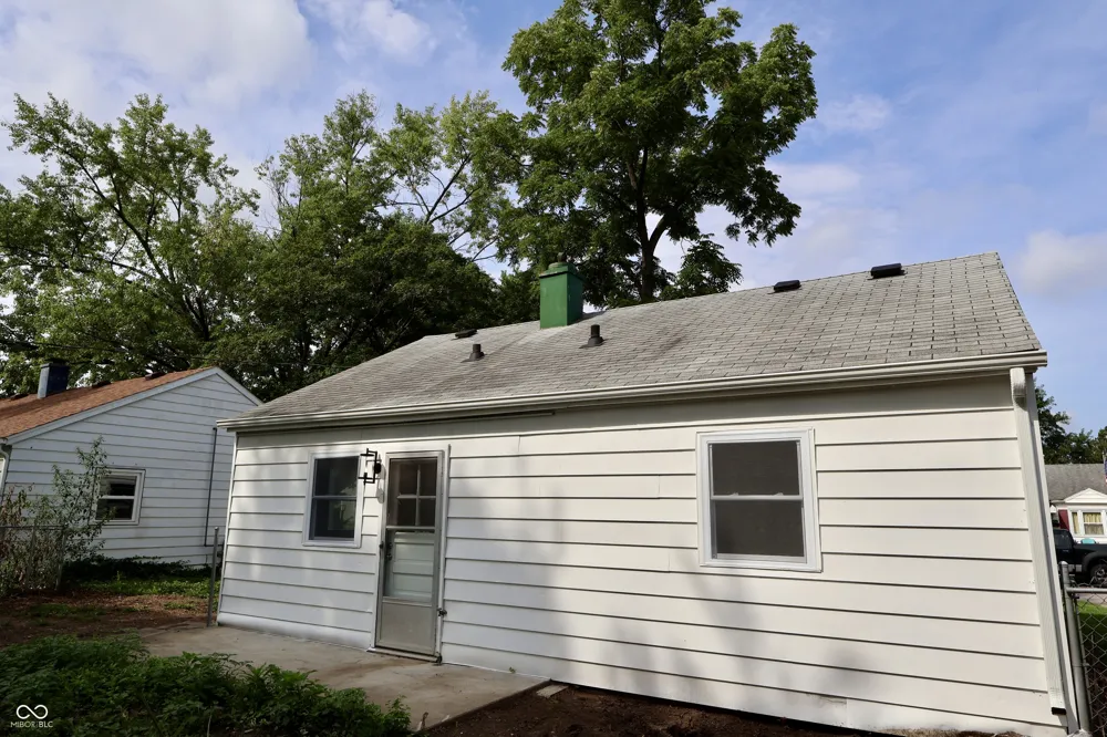 1811 27th Lafayette, IN 47904
