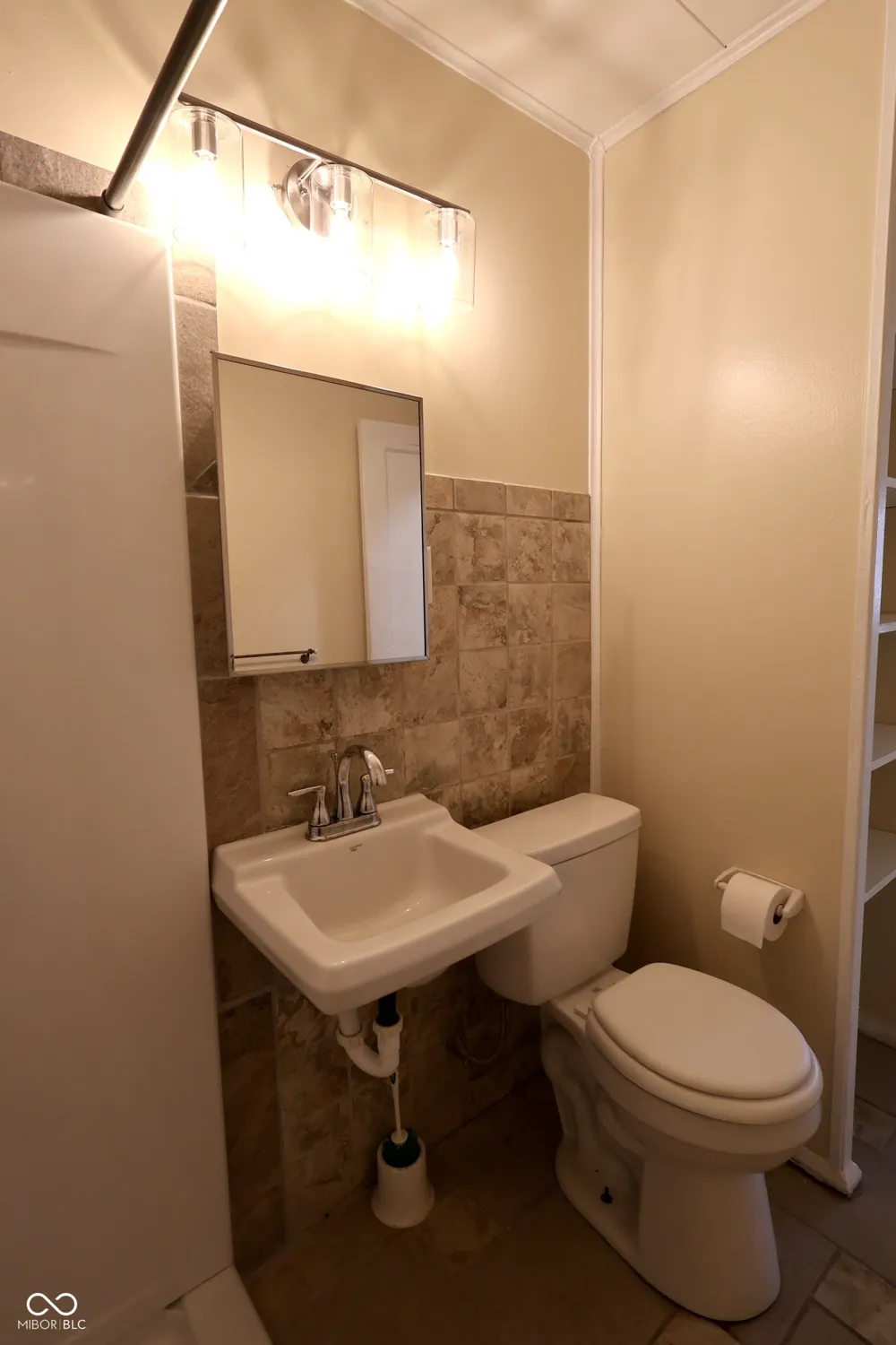 1811 27th Lafayette, IN 47904