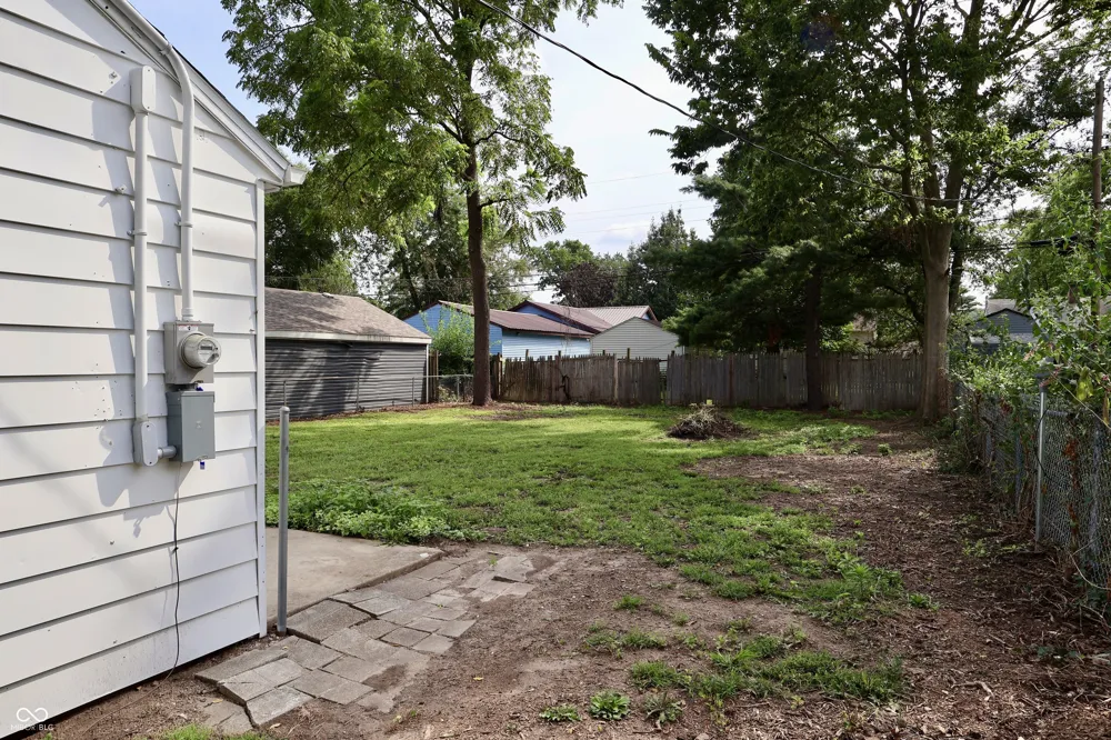 1811 27th Lafayette, IN 47904