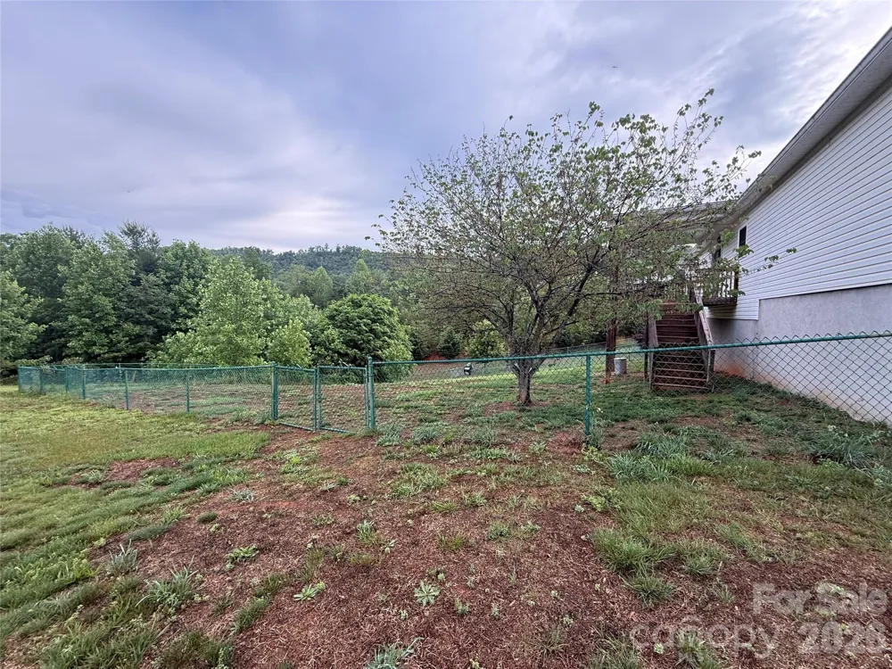 4460 Gouge Avenue Morganton, NC 28655