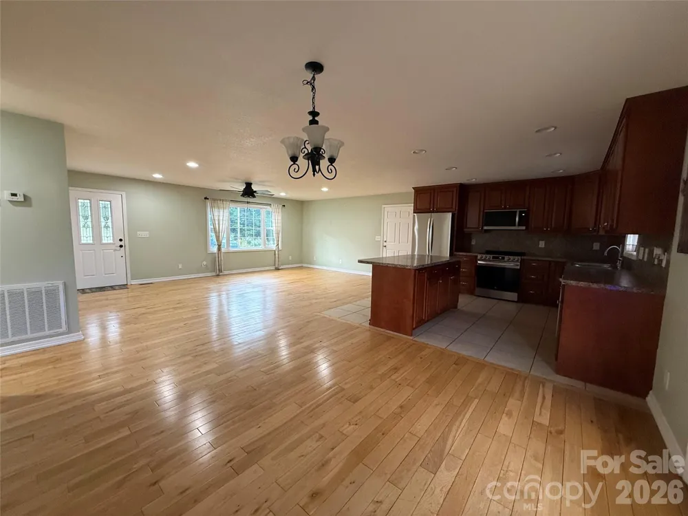 4460 Gouge Avenue Morganton, NC 28655