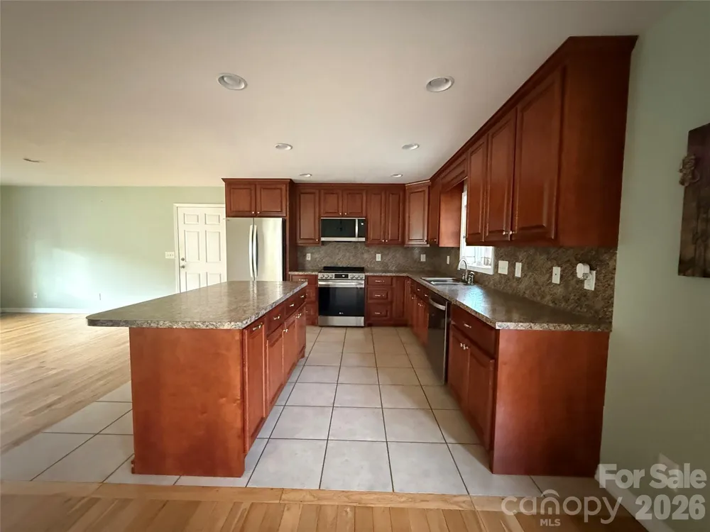 4460 Gouge Avenue Morganton, NC 28655